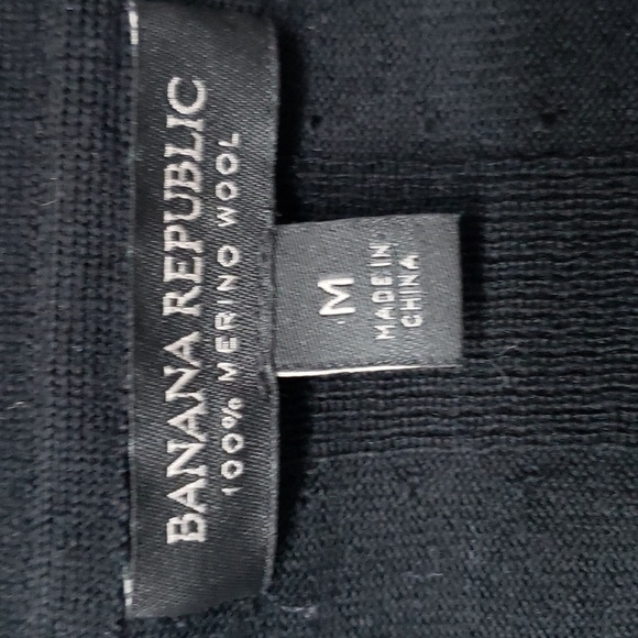 Banana Republic 100% Extra Fine Merino Wool Black V-Neck Sweater Size M - Picture 4 of 7